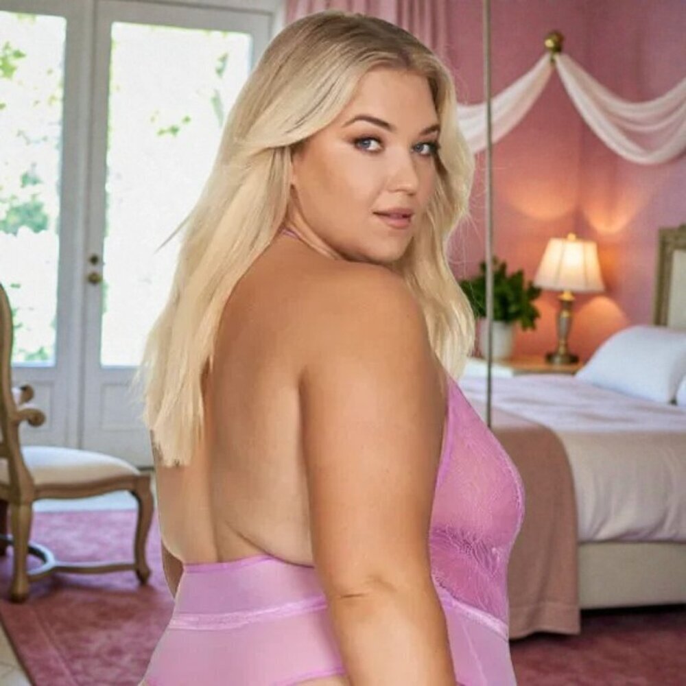 Frederick’s of Hollywood Saffron Floral Lace Teddy NWT